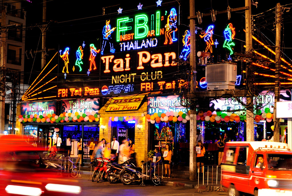 The Complete Phuket Nightlife Guide (2026): Bars, Clubs, Beaches & More