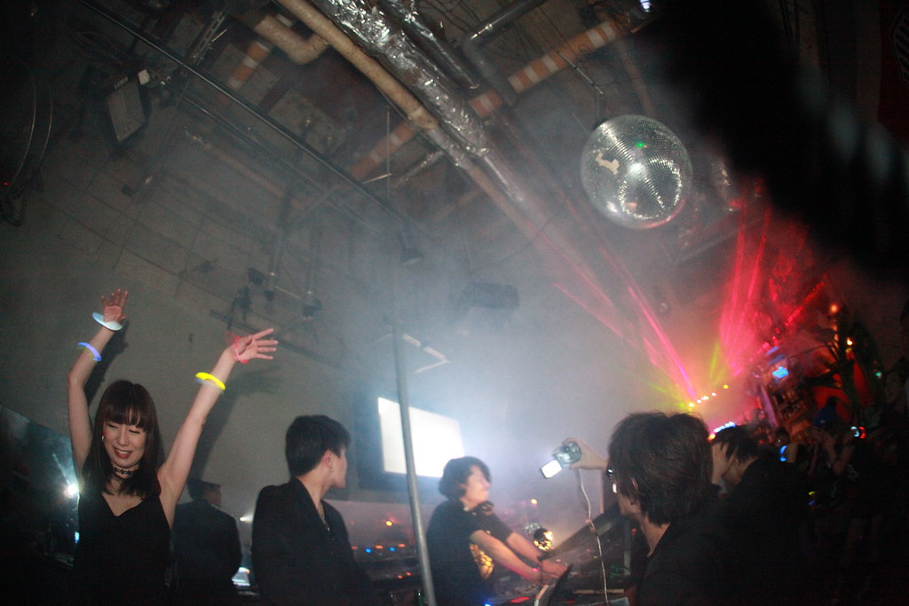 Best Nightclubs in Phuket: Illuzion, Where Locals Party & How to Get In
