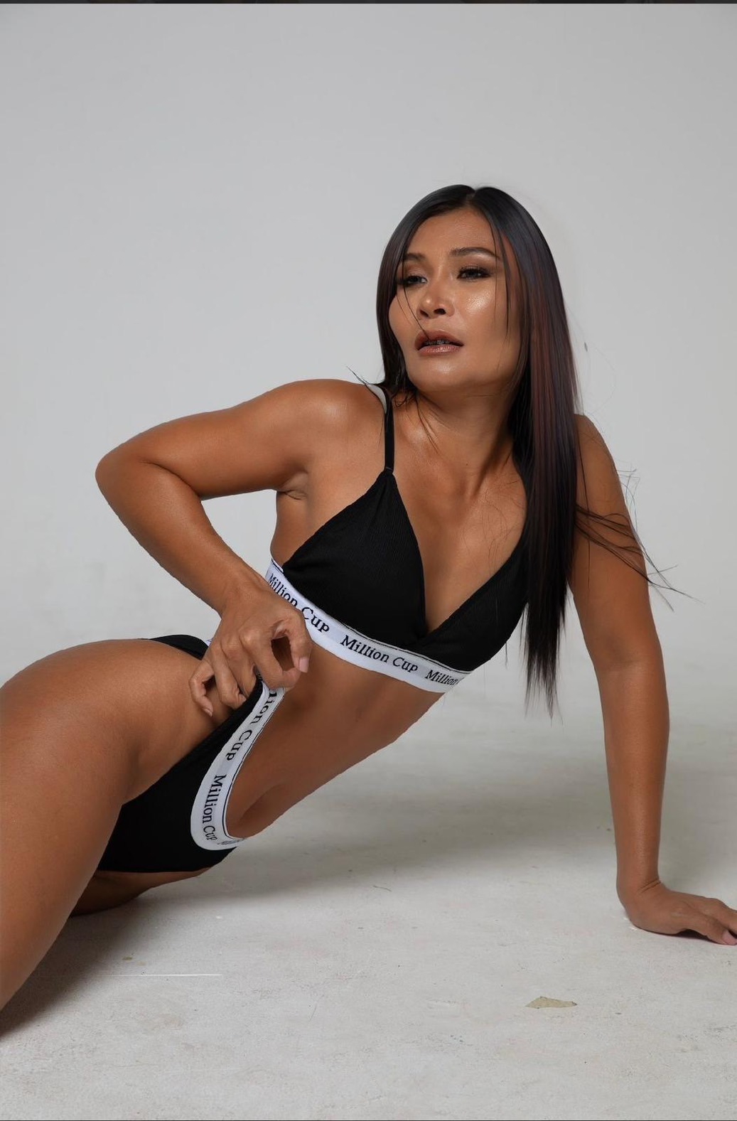 Mew — Phuket female escort, photo 3