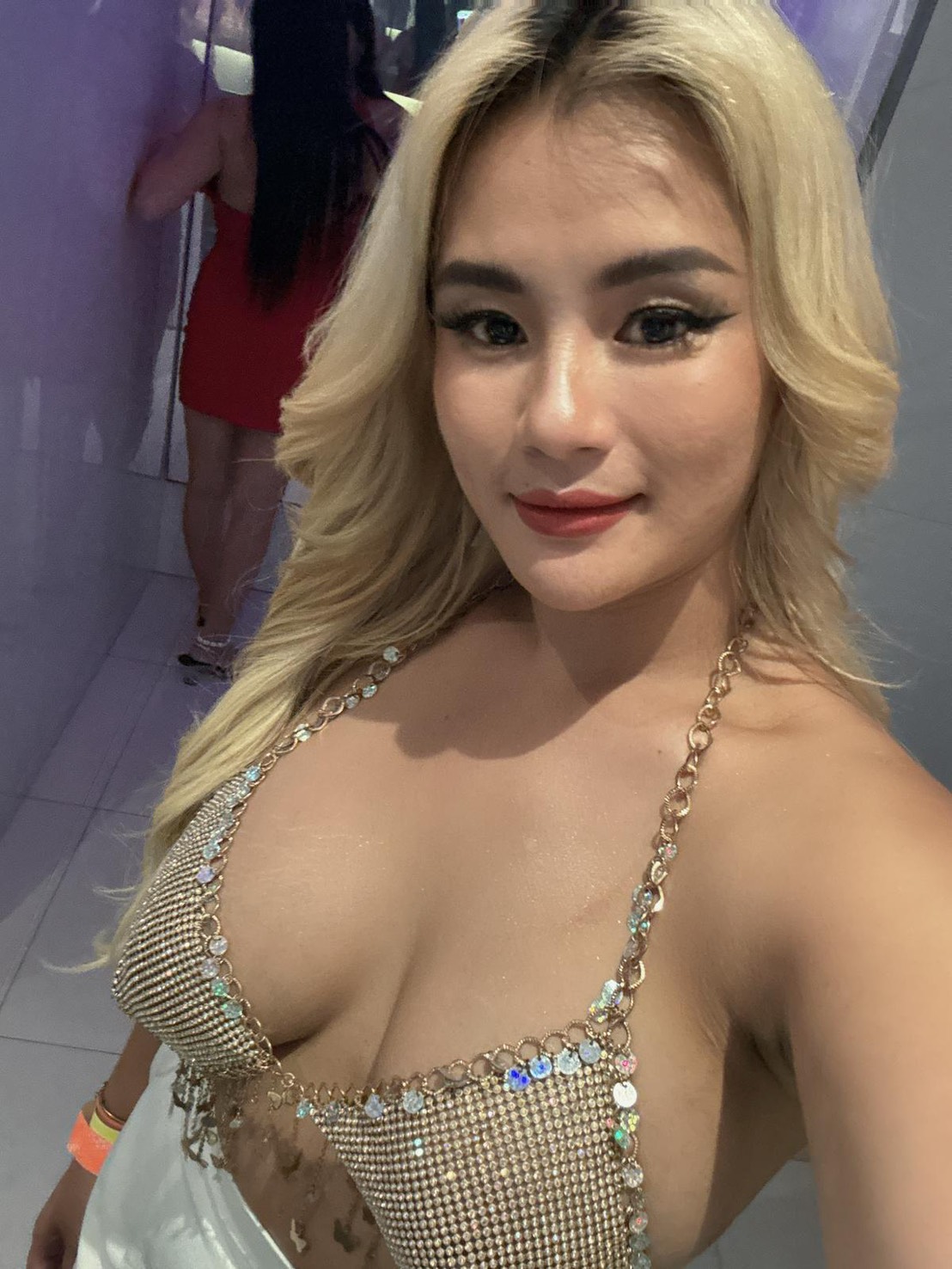 SaSa — Female escort in Phuket